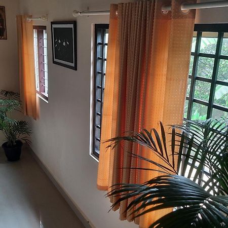 Appartement Nest Mdy à Mananthavady Extérieur photo